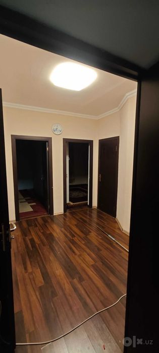 Obod Makon TJ 3 xonali  kvartira sotiladi