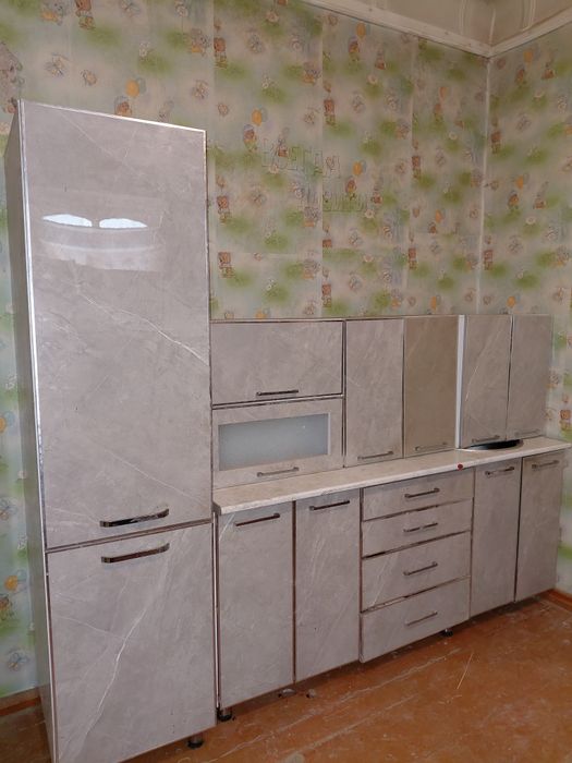Продам кухонный гарнитур