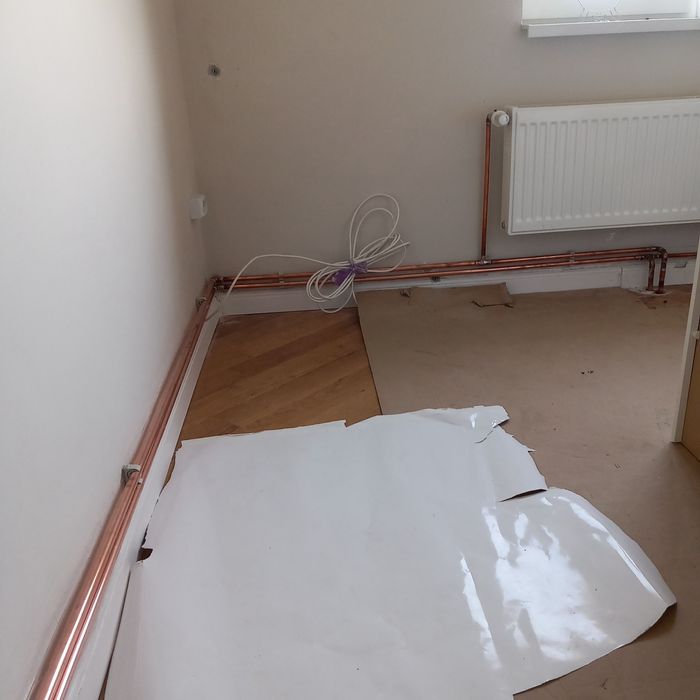 Montaj radiatoare teava aparenta