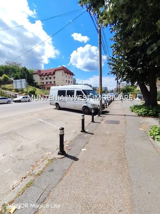 Ap. 2 camere, pretabil spațiu comercial, Bulevardul Frații Golești