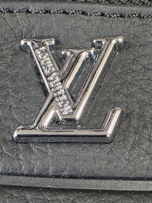 Луксозни мъжки портмонета Burberry,Louis Vuitton,Montblanc
