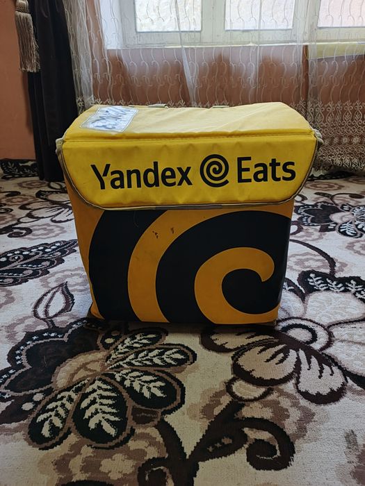 Yandeks sumka sotiladi