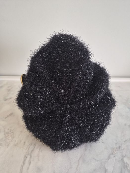 Шапка с блестящи нишки  "ZARA"