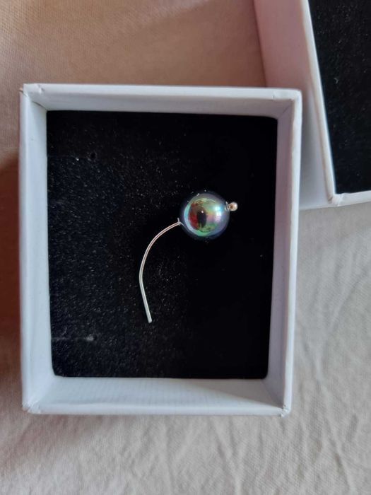 Аксесоар с перла от Goto