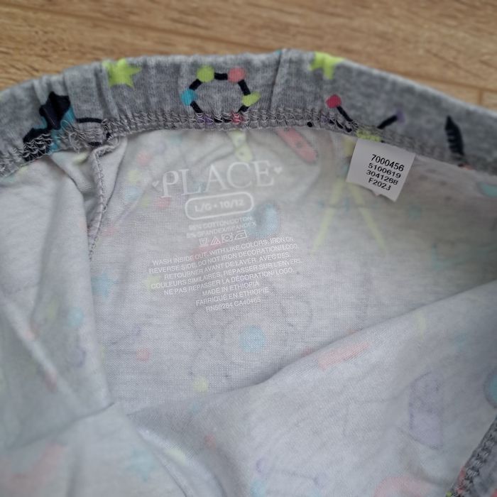Нов детски клин Children's place размер 10-12