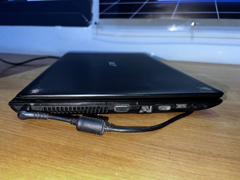 Ноутбук Acer / SSD 120GB / 6GB RAM