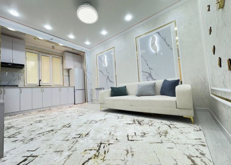 Чиланзар 2 квартал 1в2 комнатная