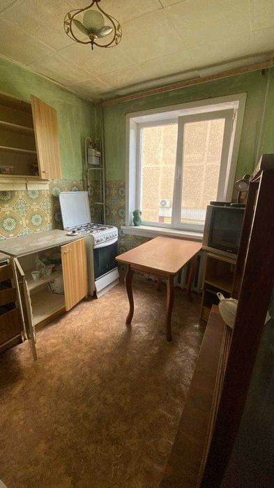 СРОЧНО продам 2 комн в районе тд Ажар