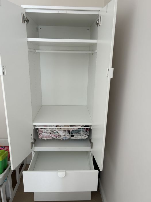 Dulap ikea in stare perfecta 500 lei