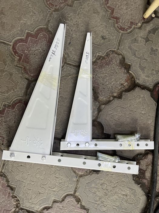 Кронштейн/крайнштейн для кондиционера/кондер