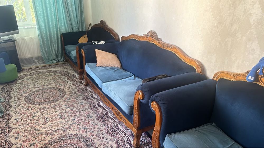 Продается диван качественный