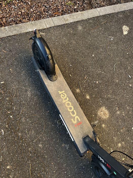 Vand trotineta electrica