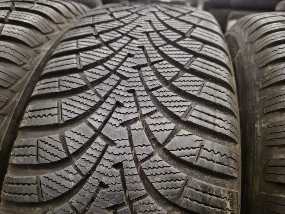 4 anvelope iarna Goodyear 205 55 16 stare buna