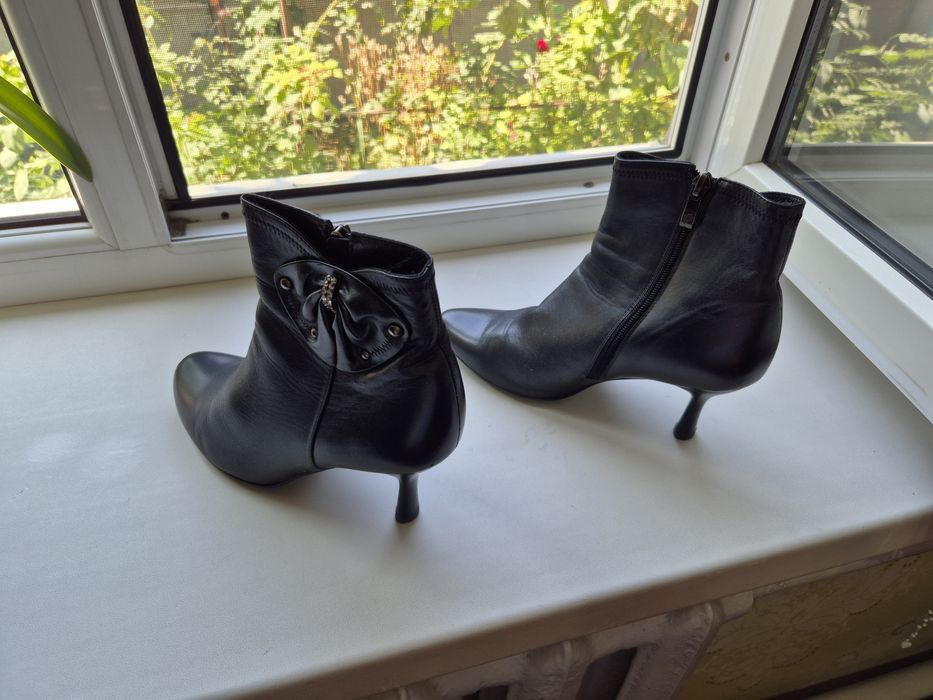 Обувь из чистой кожи