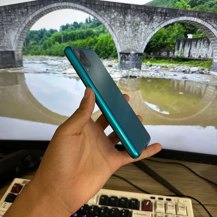 Samsung Galaxy M12 batareya 5000 mAh