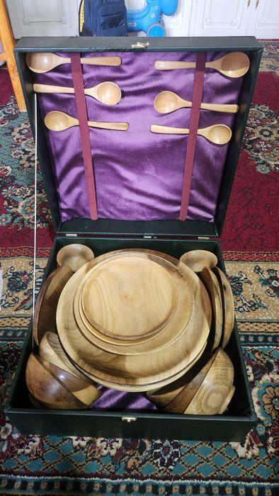 Yongʻoq daraxtidan yasalgan  oshxona  idishlari