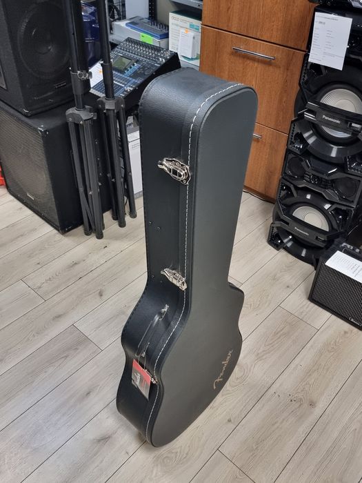 Amanet F28: Toc / Case chitara acustica Fender Flat-Top Dreadnought