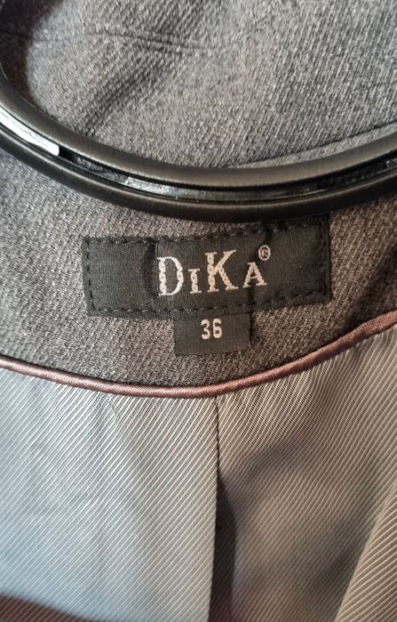 Дамско сако ( в тъмносиво и цвят горчица)