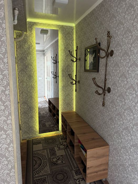 продам благоустр 2 ком квартиру в п Петерфельд