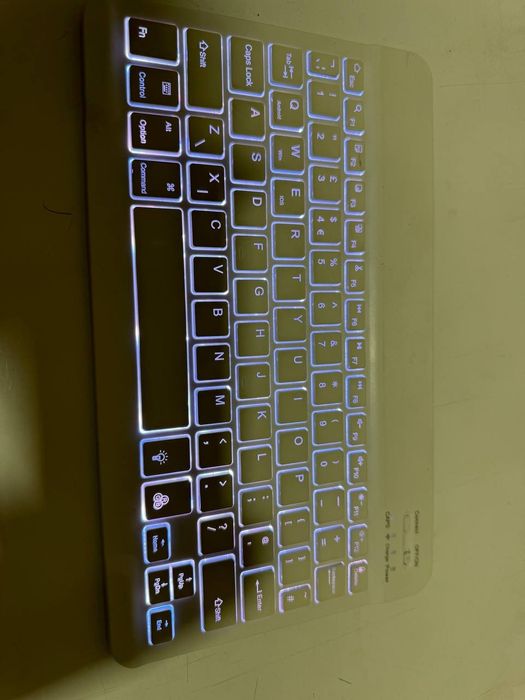 беспроводная клавиатура