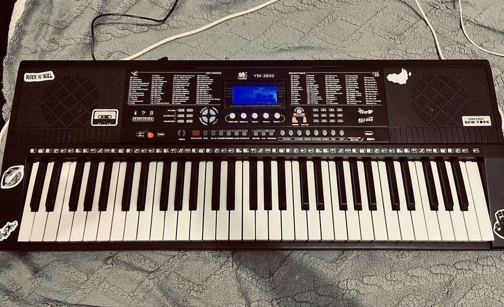синтезатор YONGMEI YM-3800