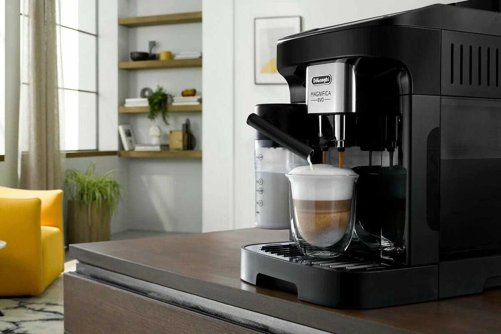 Кофемашина De'Longhi Magnifica Evo ECAM290.61, черный