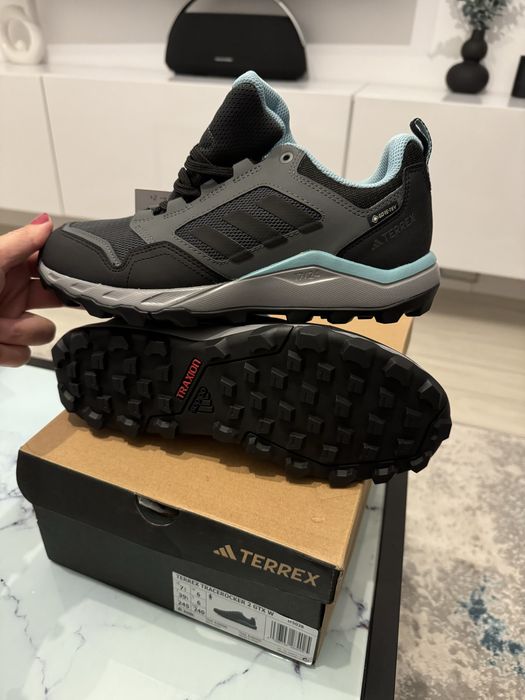 Adidas Terrex 39 1/3  GORETEX  noi