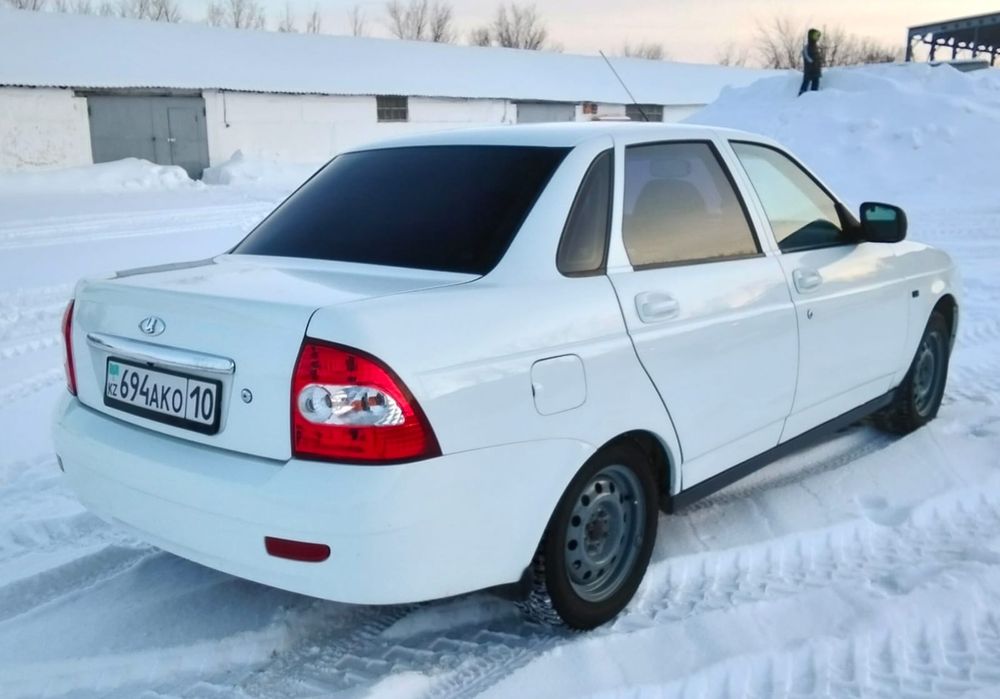 Продам Приору в отличном состояний