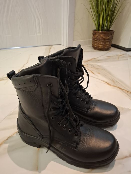 Кубинки от естествеана кожа,Текс Протект-модел 2025г.Номер 43.