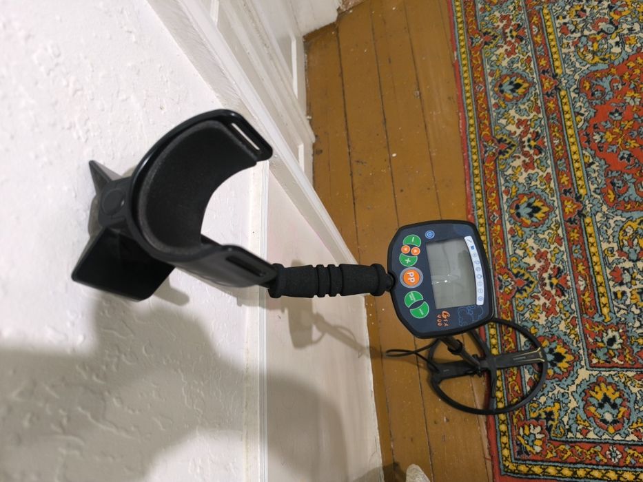 Металлоискатель сотилади