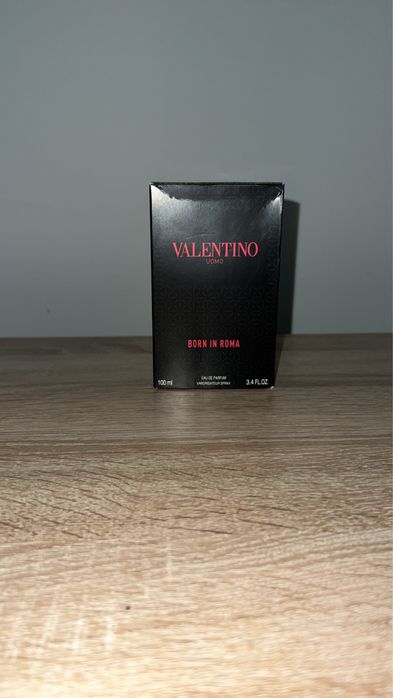 Parfum VALENTINO born in roma