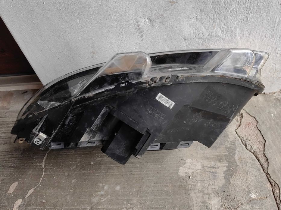 Фар Peugeot Expert десен / Фар Пежо Експерт Оригинален