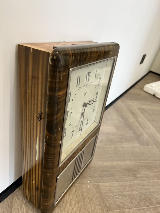 Часы антиквариат Янтарь