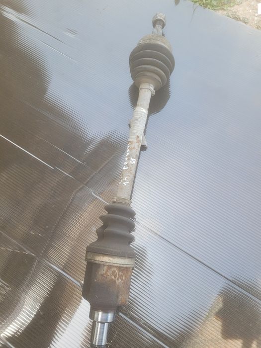 Planetara stanga fata Peugeot 207 1.4 B