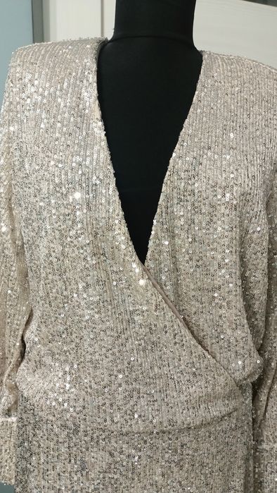 Rochiță eleganta de damă, Reserved. Mărimea  L