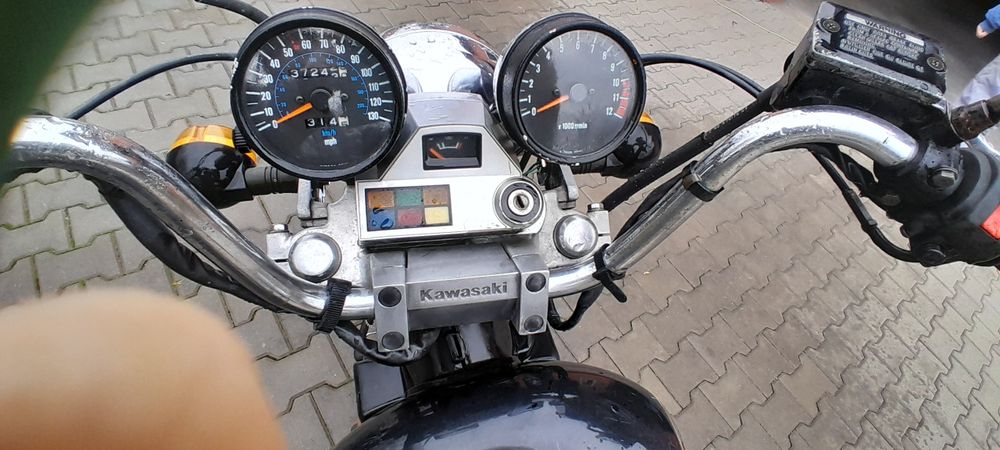 Vand motocicleta kawasaki LTD 454