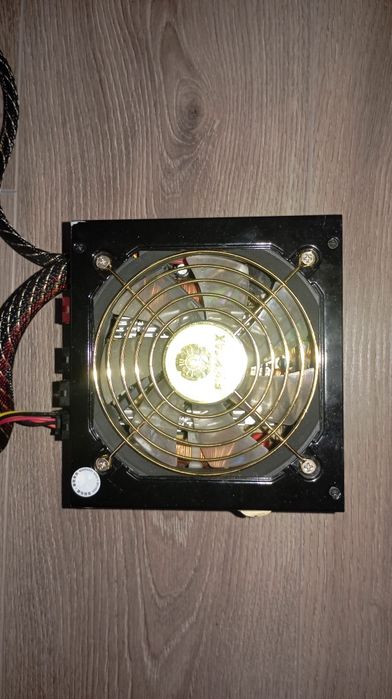 Sursă ENERMAX 400W Funcțională