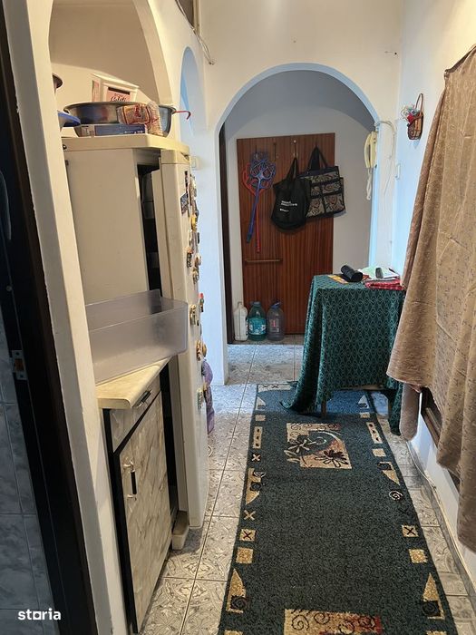 Apartament 3 camere Craiovita 2/4 50 mp
