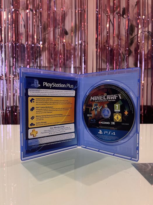 Ps4 игри- Slime Rancher, Minecraft