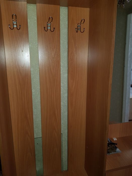 Продам прихожую .компактная .