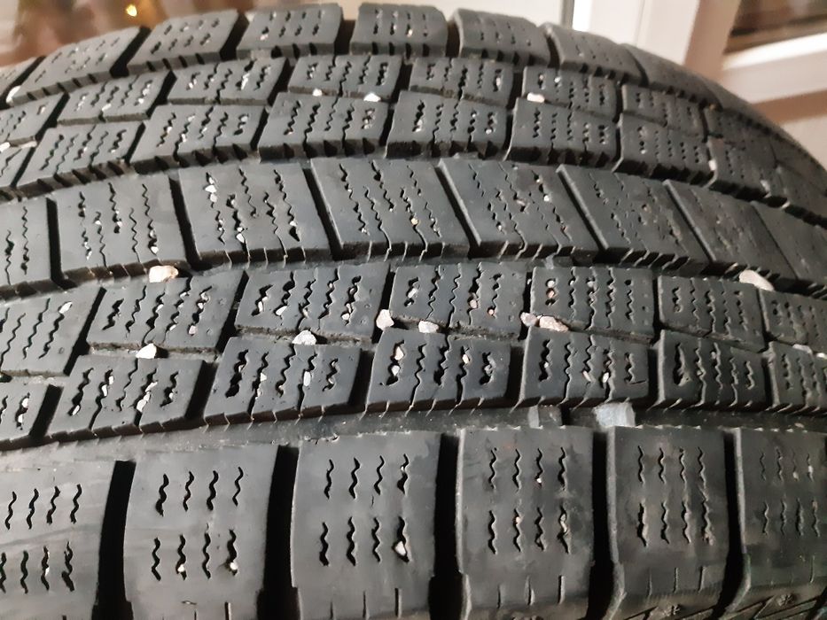 Зимняя резина  два комплекта по 55т