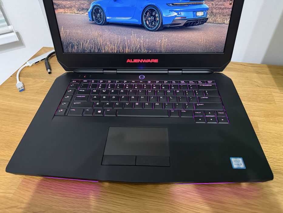 Alienware 15 R2 / i5-6300HQ / 16GB RAM / 1 TB SSD