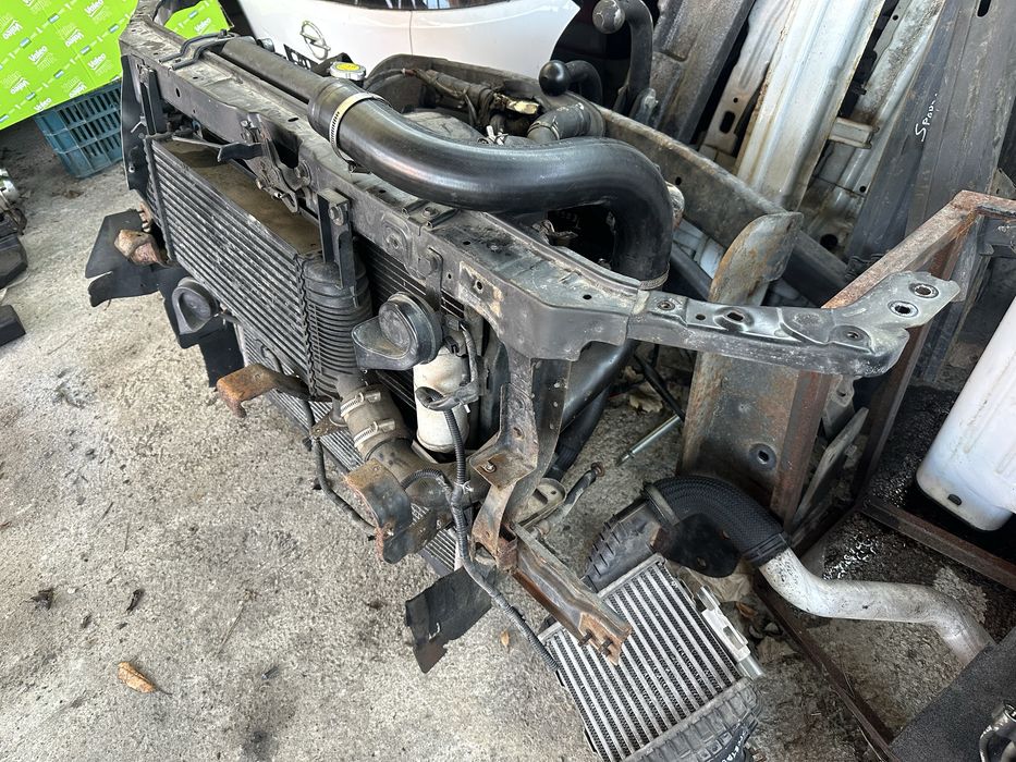 Маска радиатор Нисан Навара Патфайндър / Nissan Navara Pathfinder