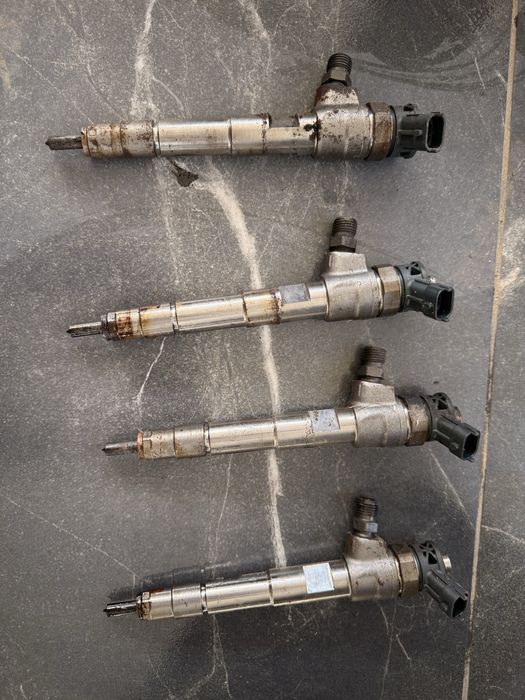 Injectoare motor 1,5 dci