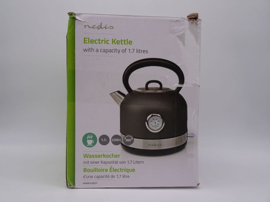 Fierbător electric din oțel inoxidabil de la Nedis Hard