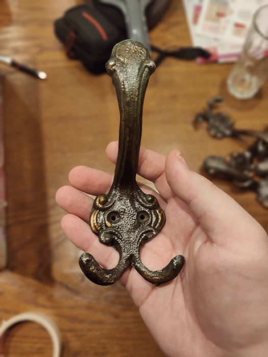 Feronerie Carlig Cuier Vintage din Metal