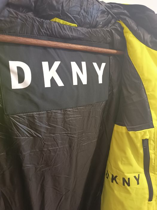 Geacă iarnă puf DKNY originală mărimea M