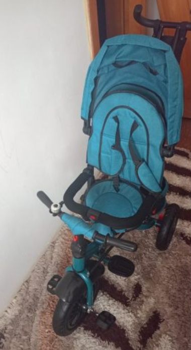 Vand carut de copii ,triciclete..