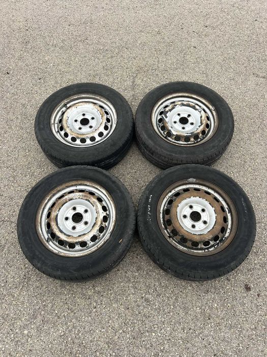 Volkswagen - VAG Комплект Джанти с Гуми 195/65 R15