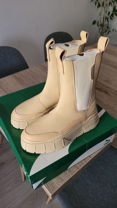 Продавам ботуши от ест. кожа на Puma